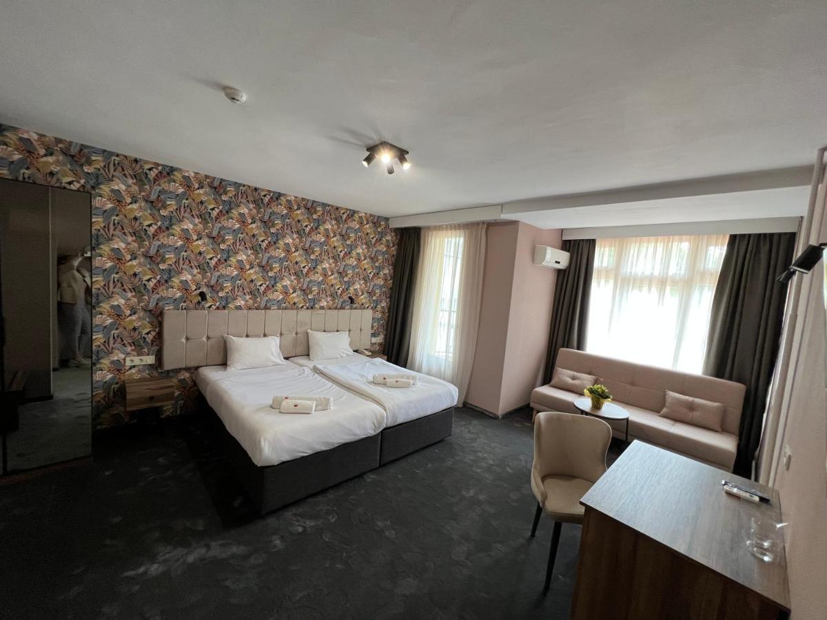 Bistra & Galina Hotel Ruse Ngoại thất bức ảnh