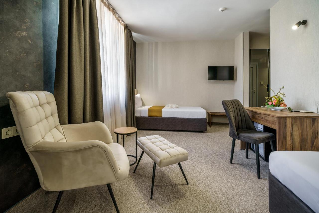 Bistra & Galina Hotel Ruse Ngoại thất bức ảnh