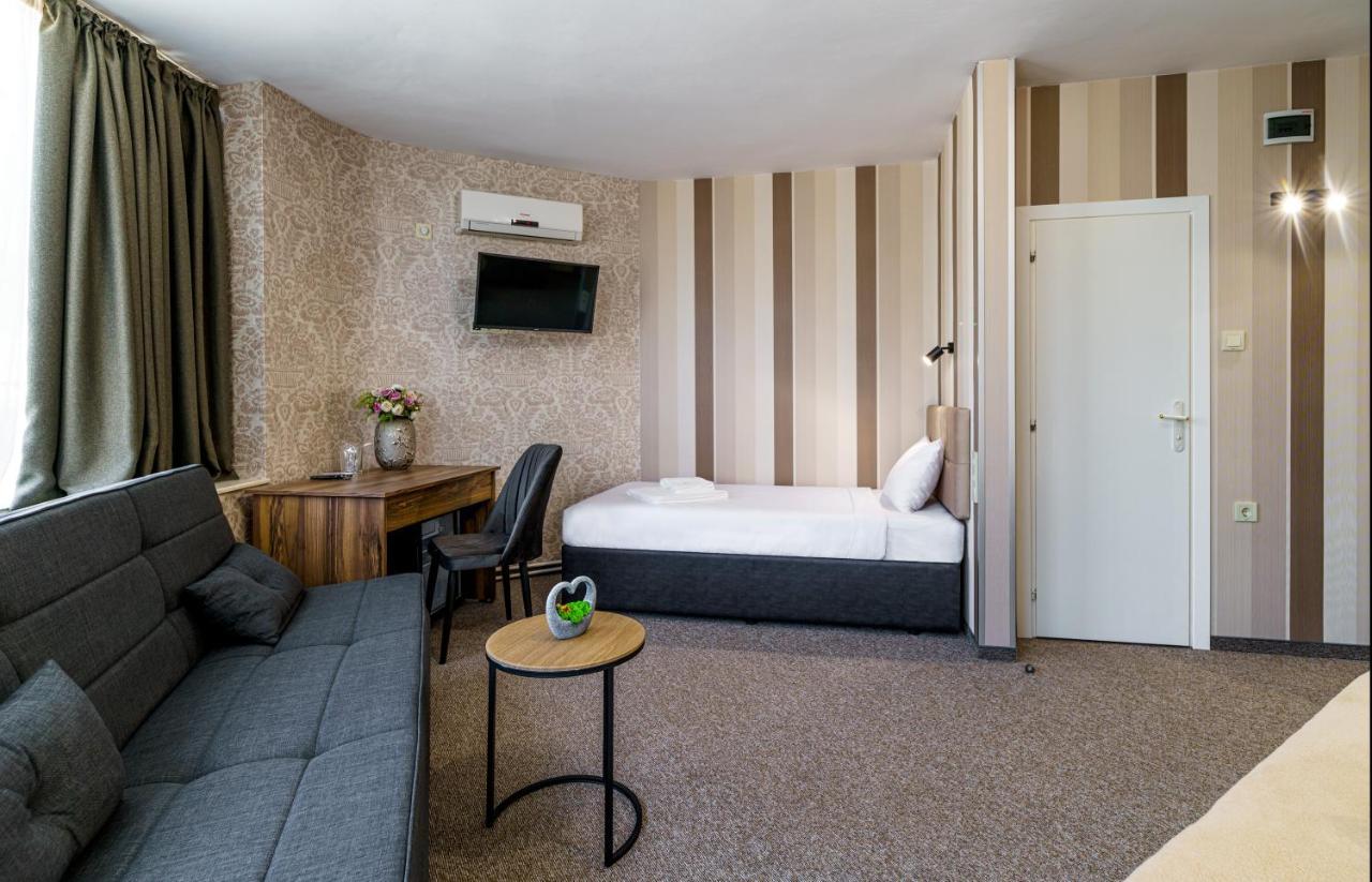 Bistra & Galina Hotel Ruse Ngoại thất bức ảnh