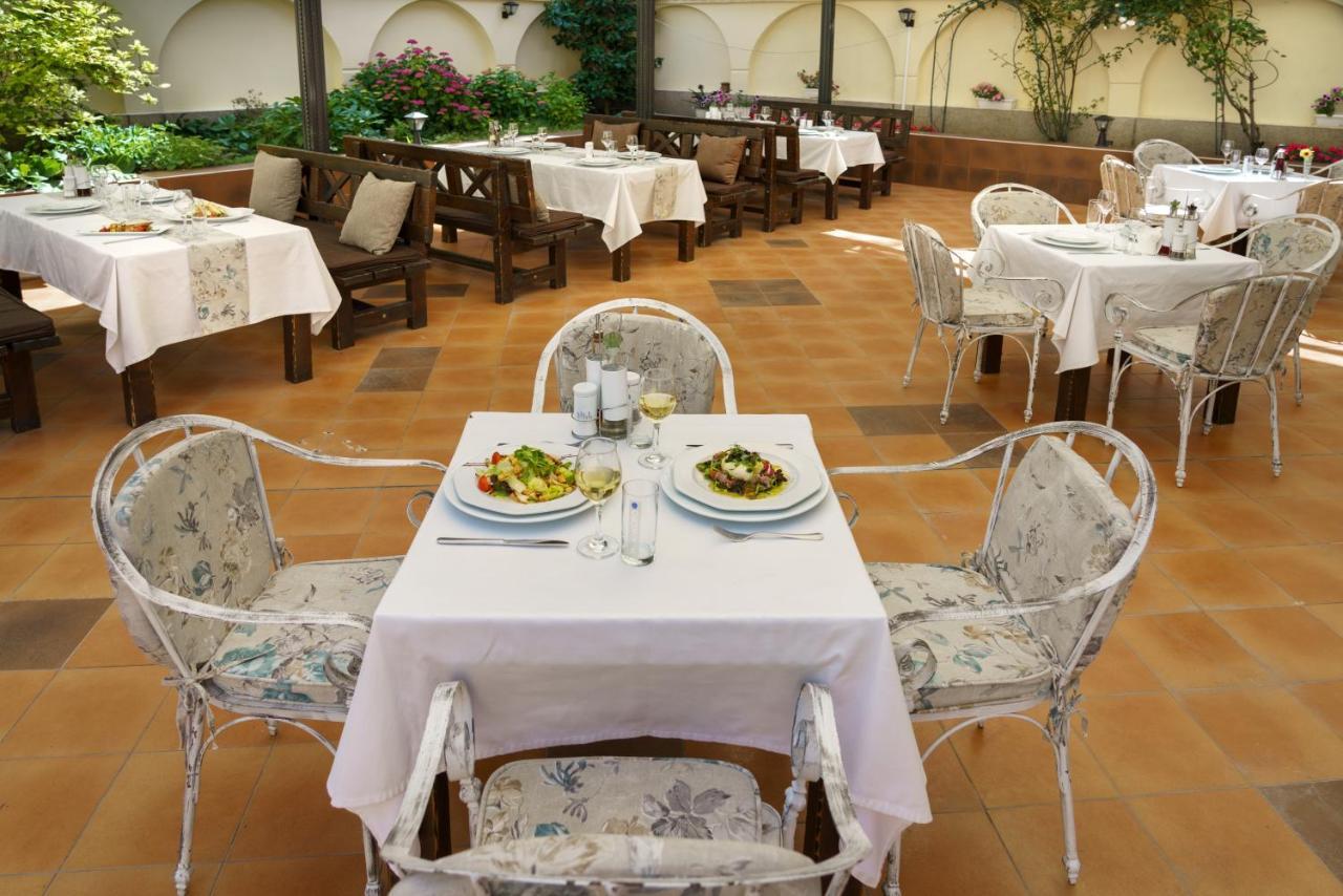 Bistra & Galina Hotel Ruse Ngoại thất bức ảnh