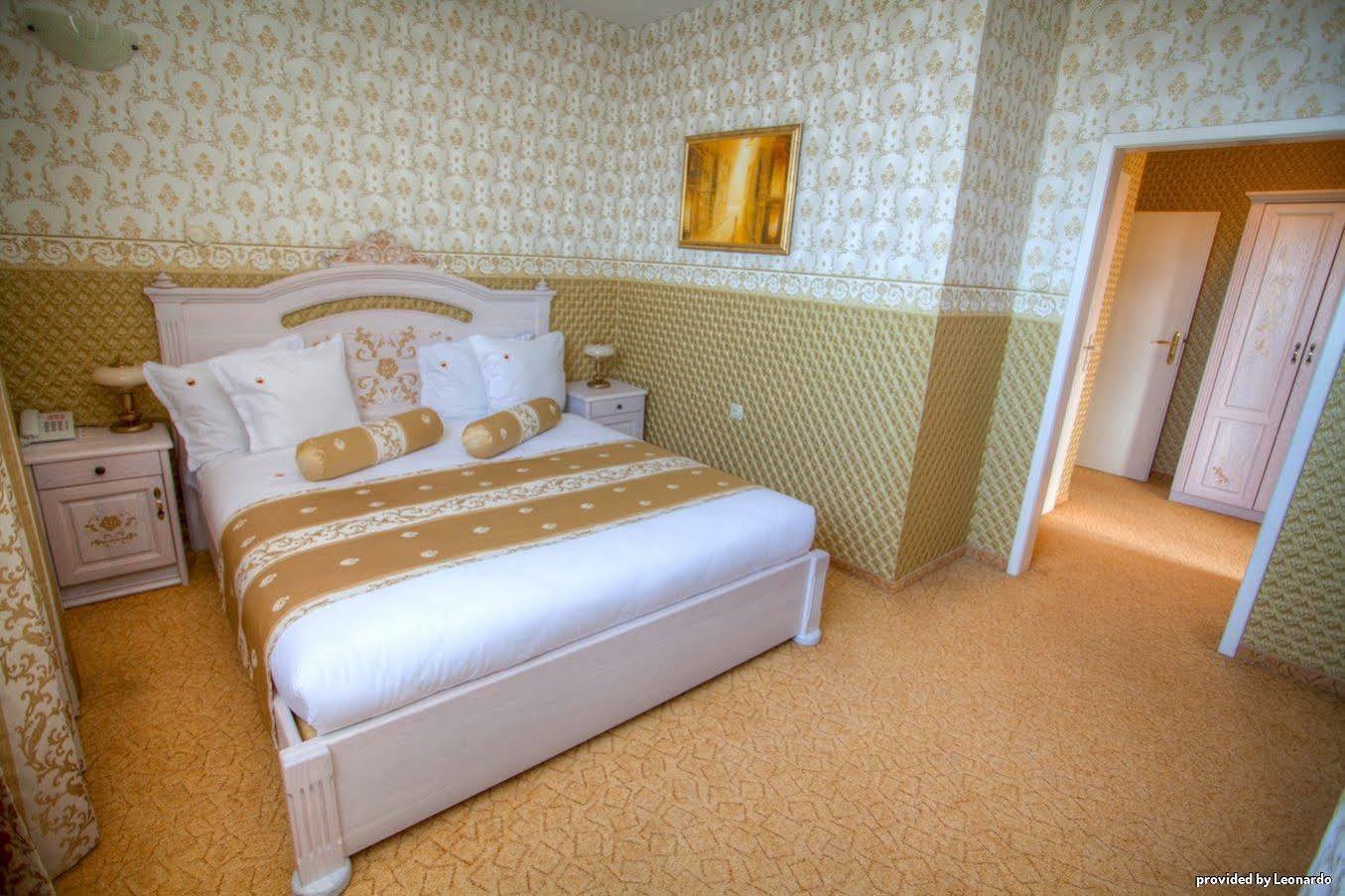 Bistra & Galina Hotel Ruse Ngoại thất bức ảnh
