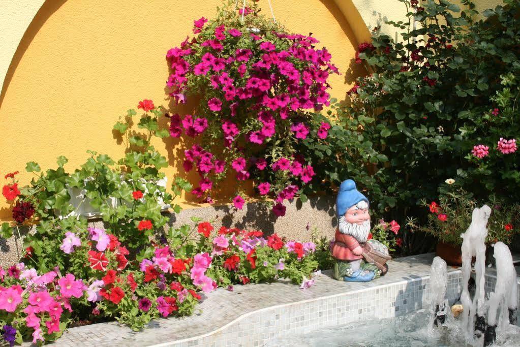 Bistra & Galina Hotel Ruse Ngoại thất bức ảnh